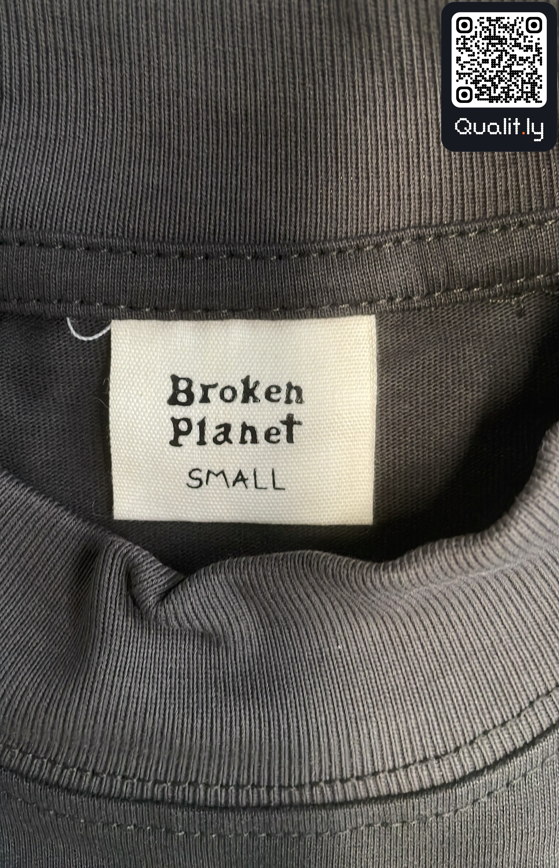 Hoodie — QC-Foto 1 von 199