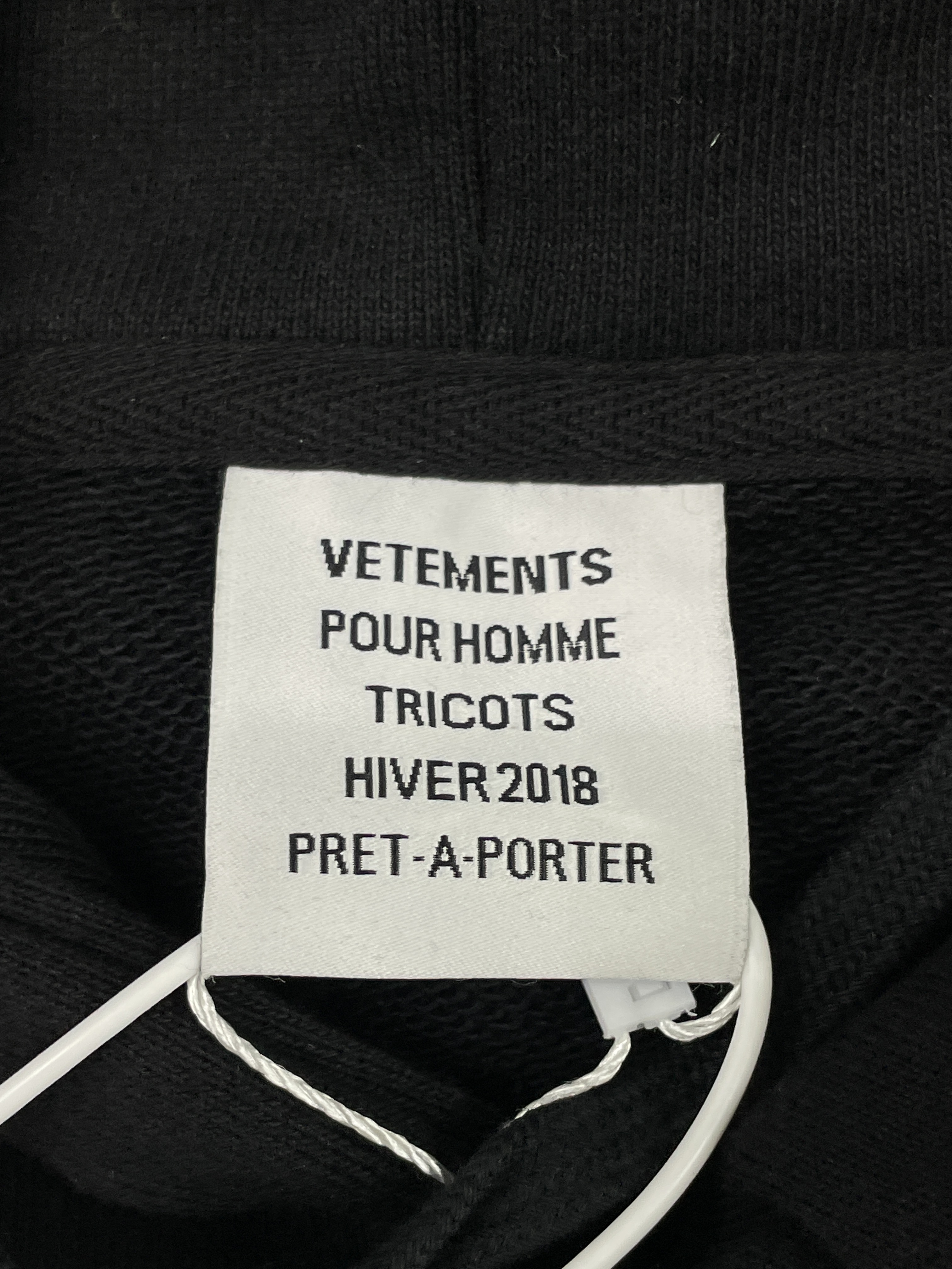 Hoodie QC photo 2 of 39