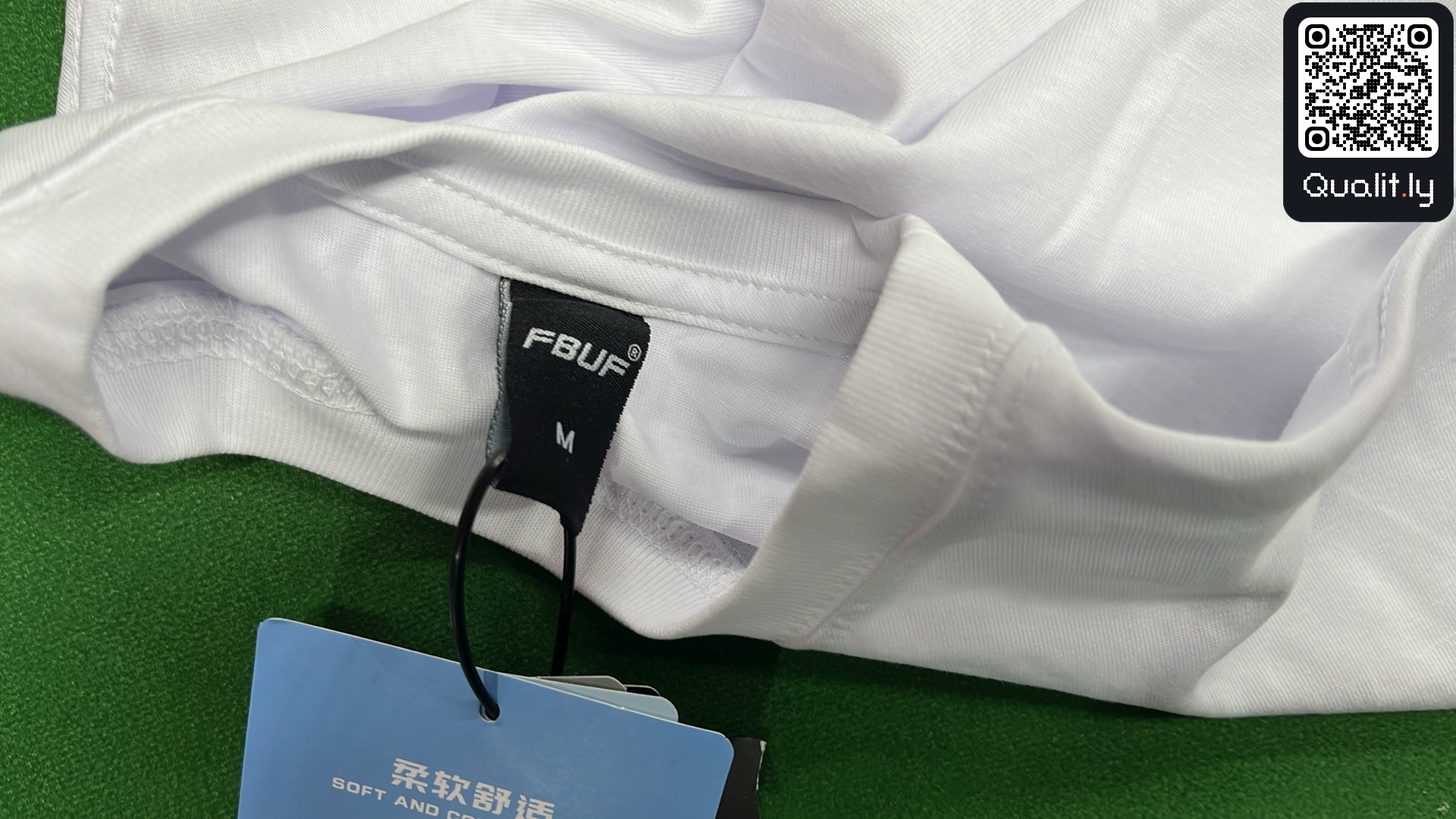 T-shirt QC photo 1 of 32