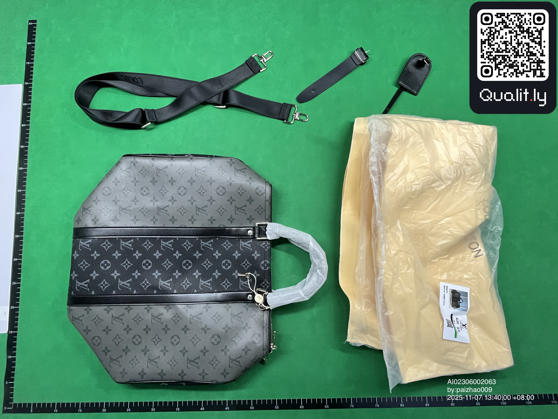 Sac — photo QC 1 sur 3