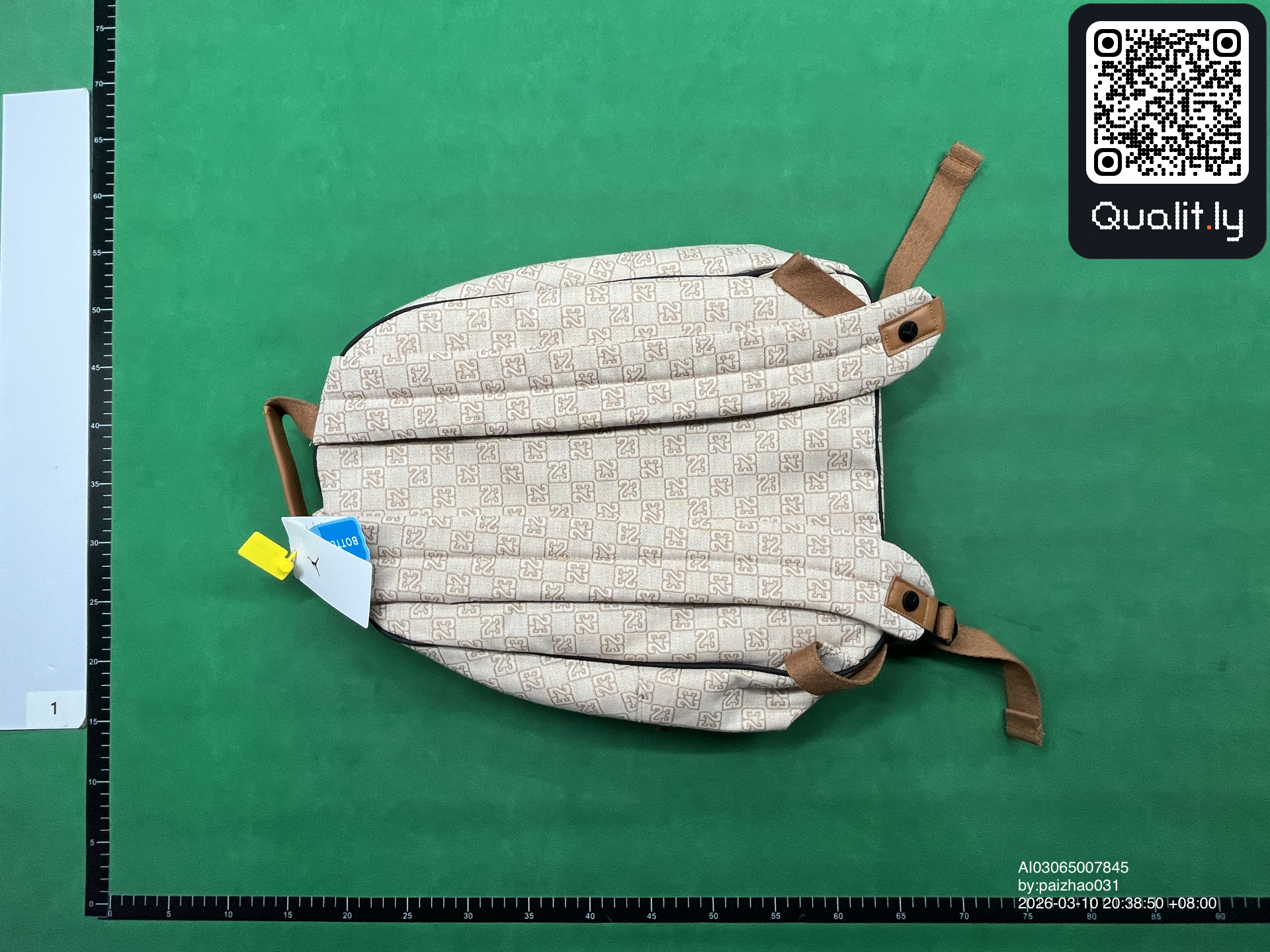 Bag QC photo 2 of 3