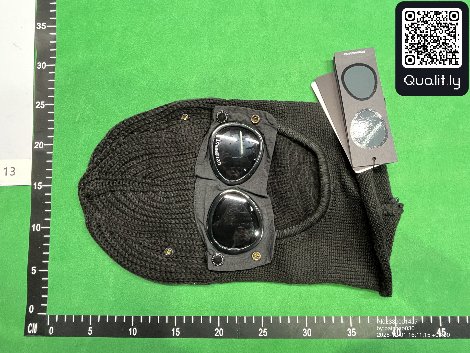 Foto QC 1 di 3