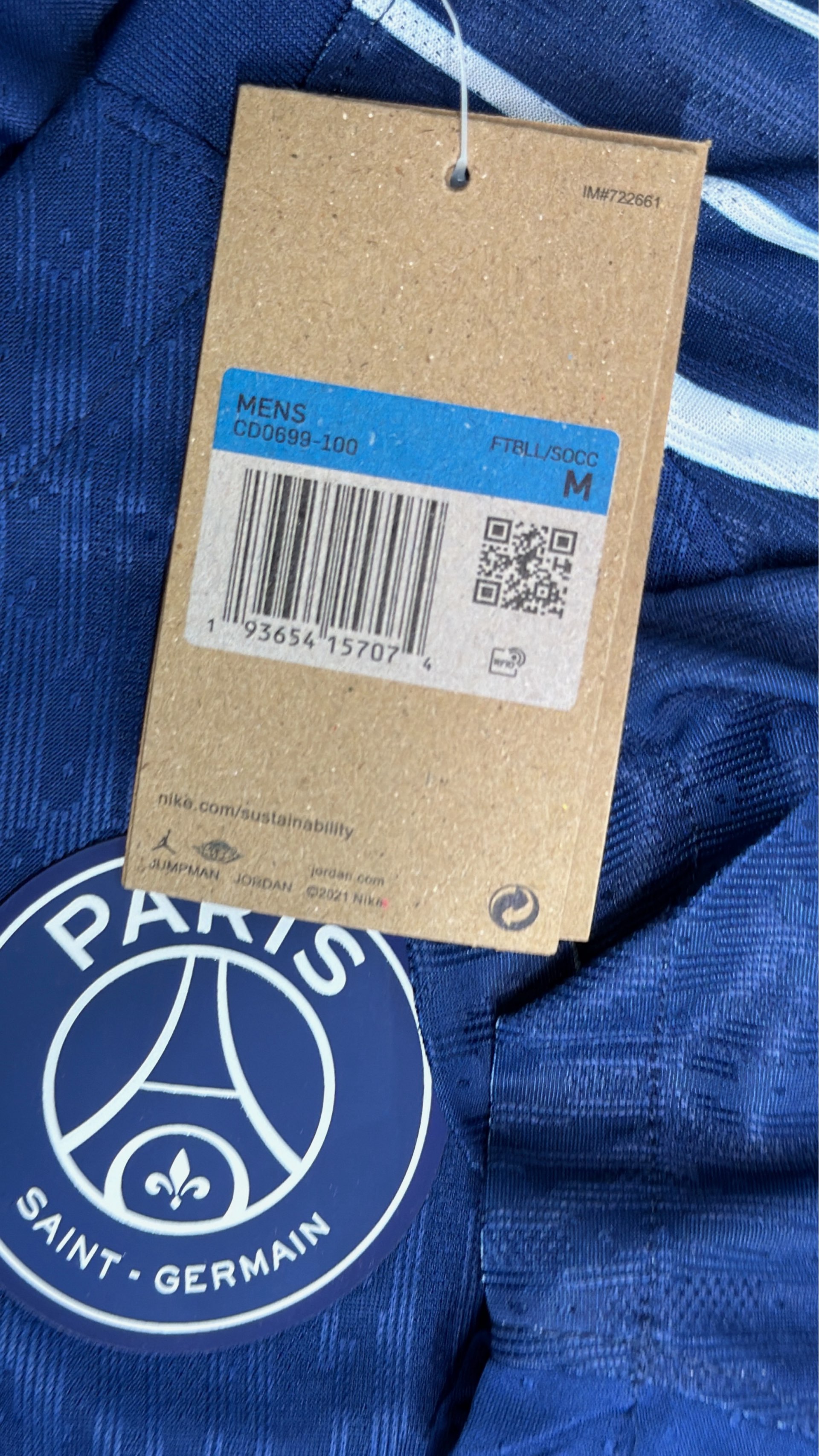 Shirt QC photo 1 of 42