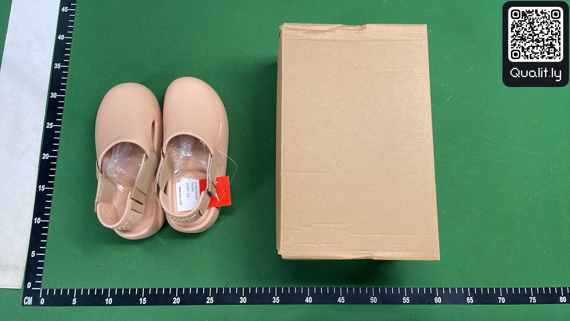 Sneakers QC photo 1 of 5
