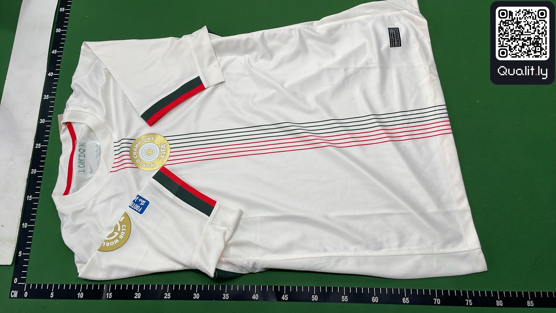 Chemise — photo QC 2 sur 8
