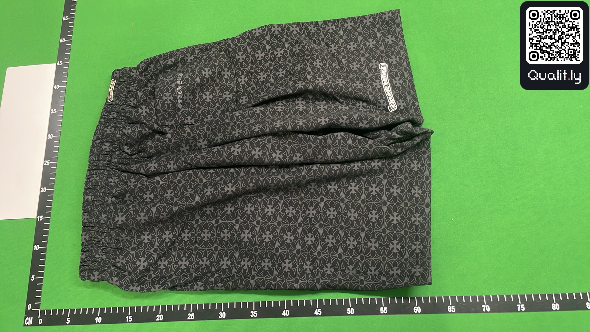 Shorts QC photo 3 of 12