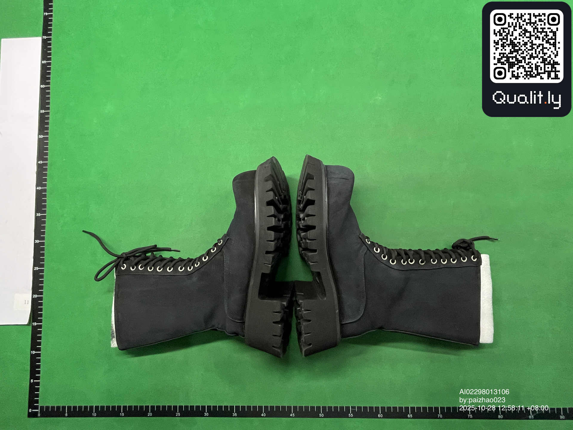 Botas — foto QC 2 de 6