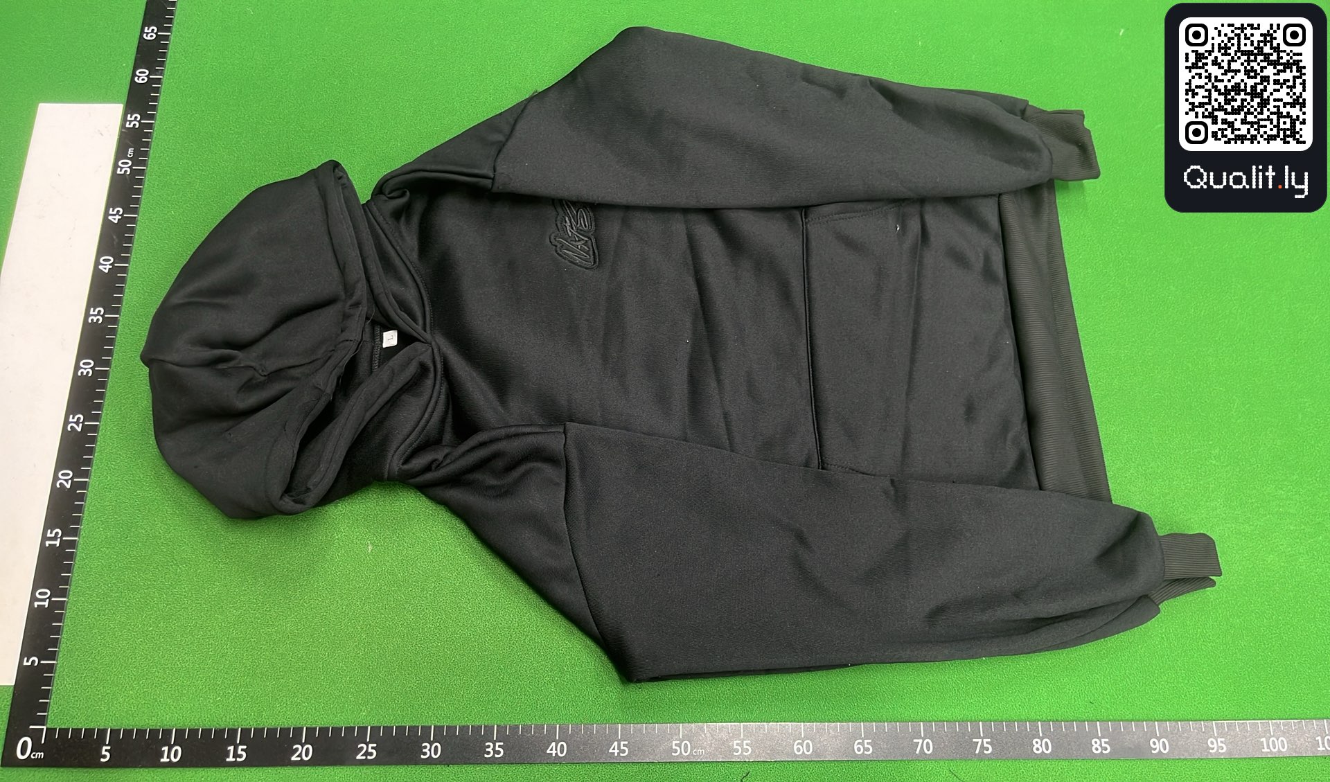 Hoodie — QC-foto 2 av 182