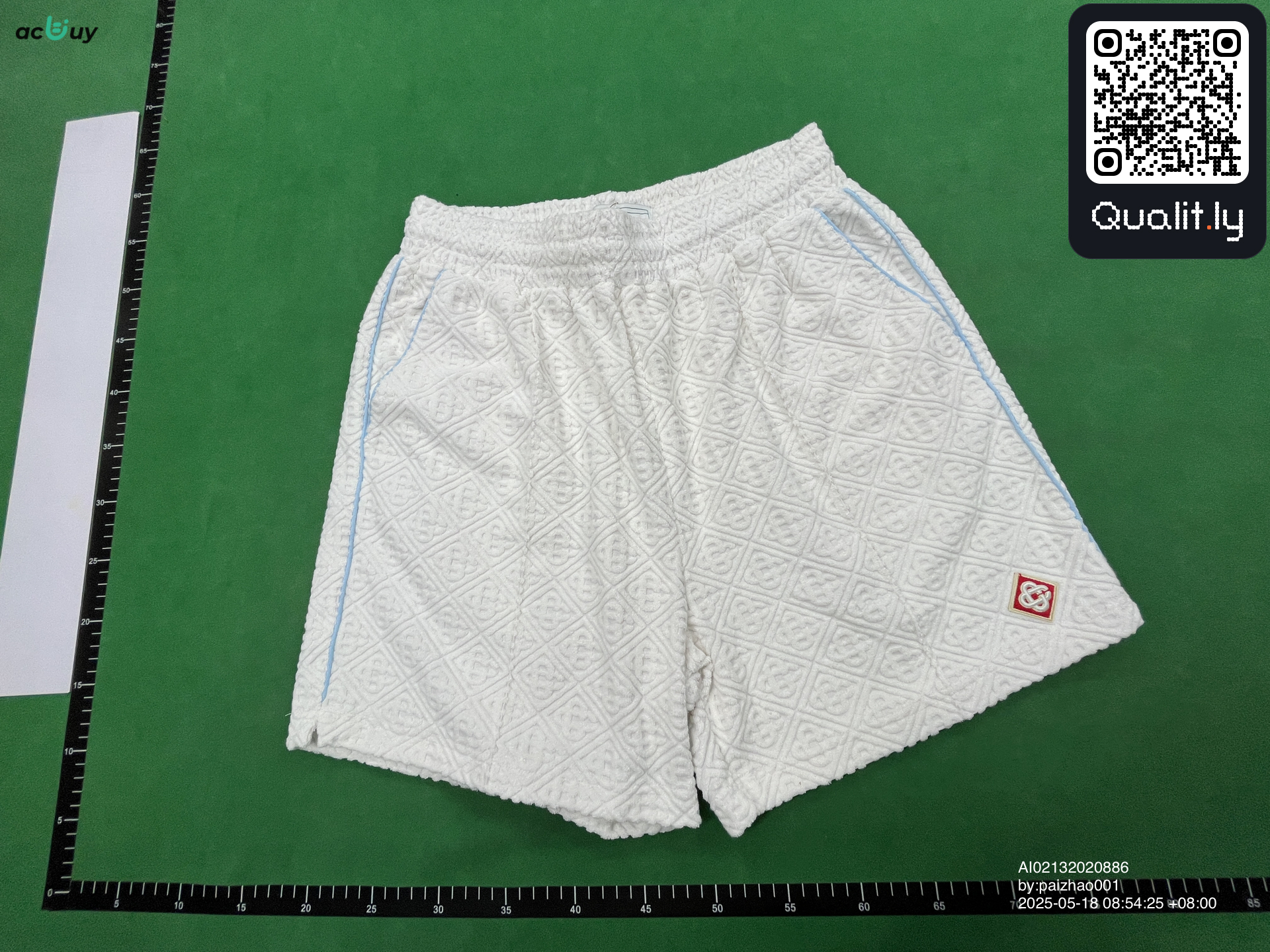 Pantaloni scurți — fotografie QC 3 din 28