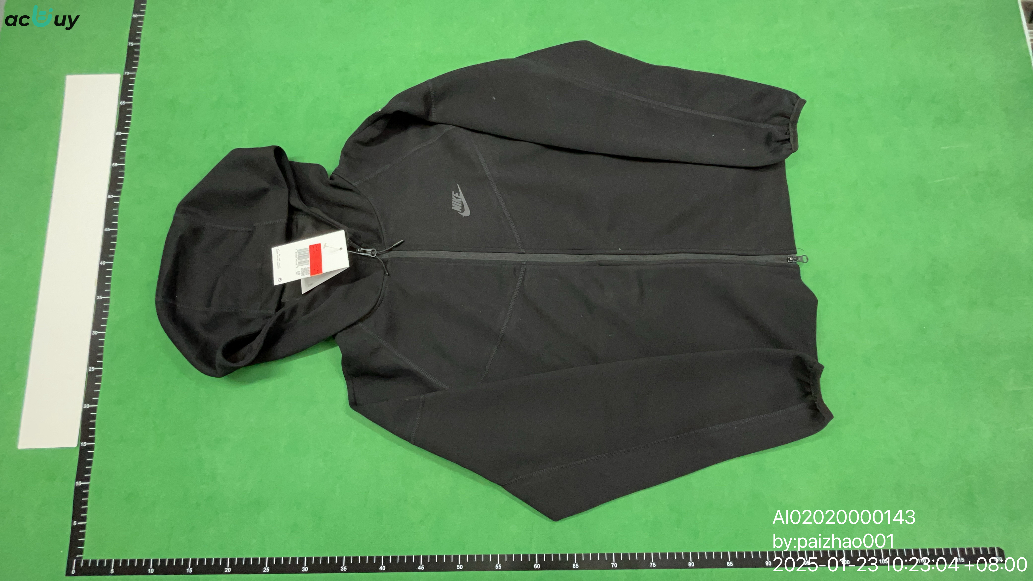 Dres — zdjęcie QC 3 z 8