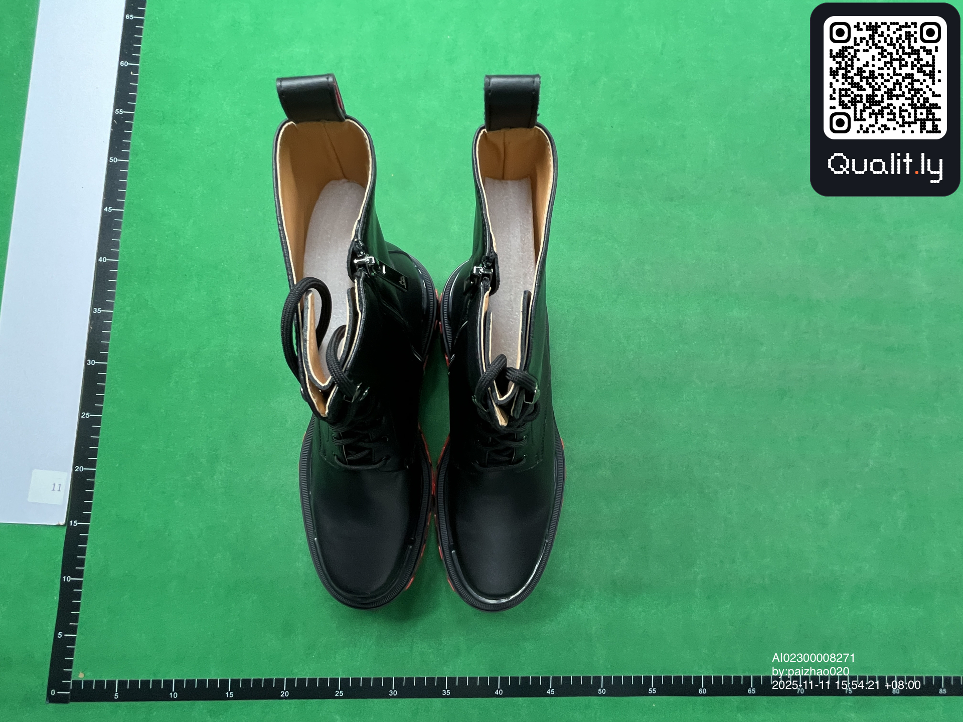 Stiefel — QC-Foto 1 von 6