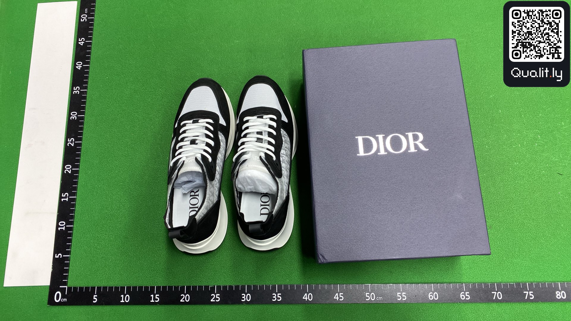 Sneakers — foto QC 1 di 90