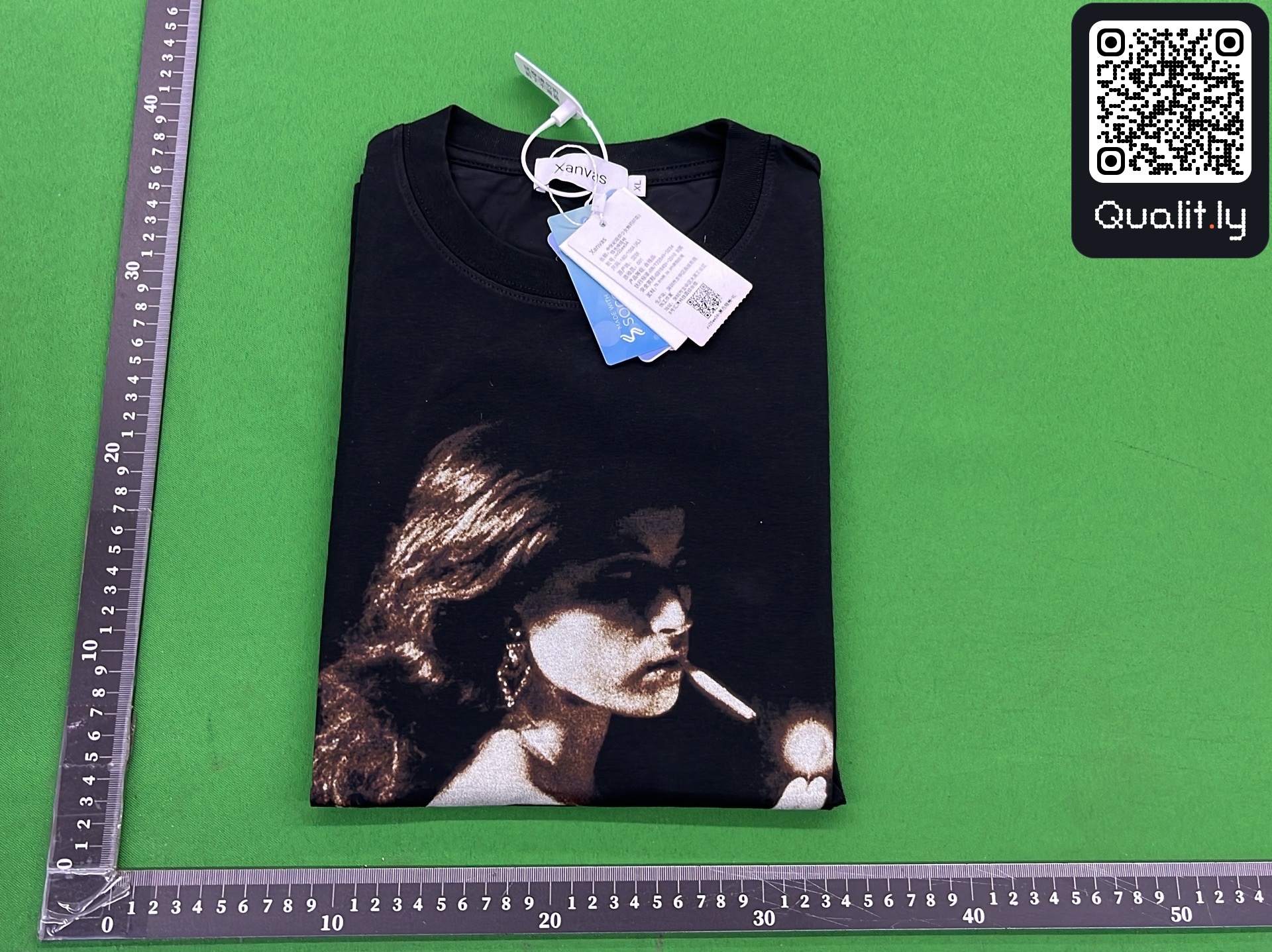 T-shirt — photo QC 1 sur 12