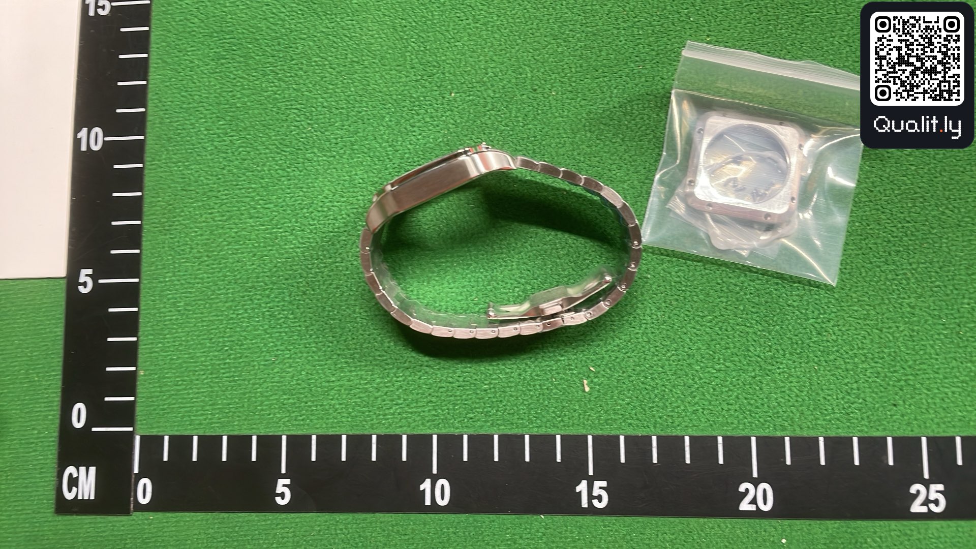 Montre — photo QC 3 sur 6