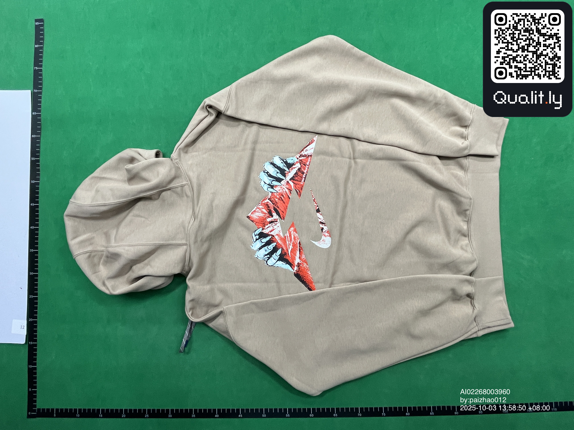 Sudadera con capucha — foto QC 2 de 4