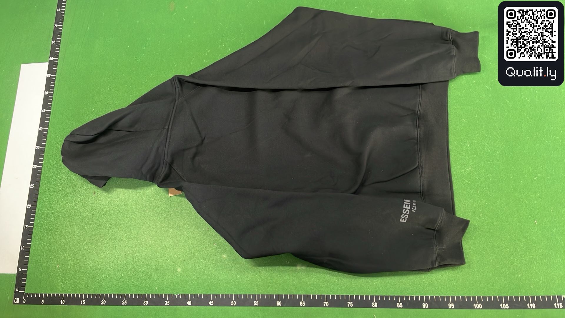 Hoodie — QC-Foto 3 von 189
