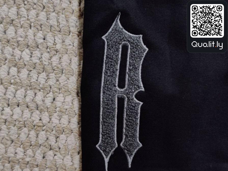 Shorts QC photo 1 of 9