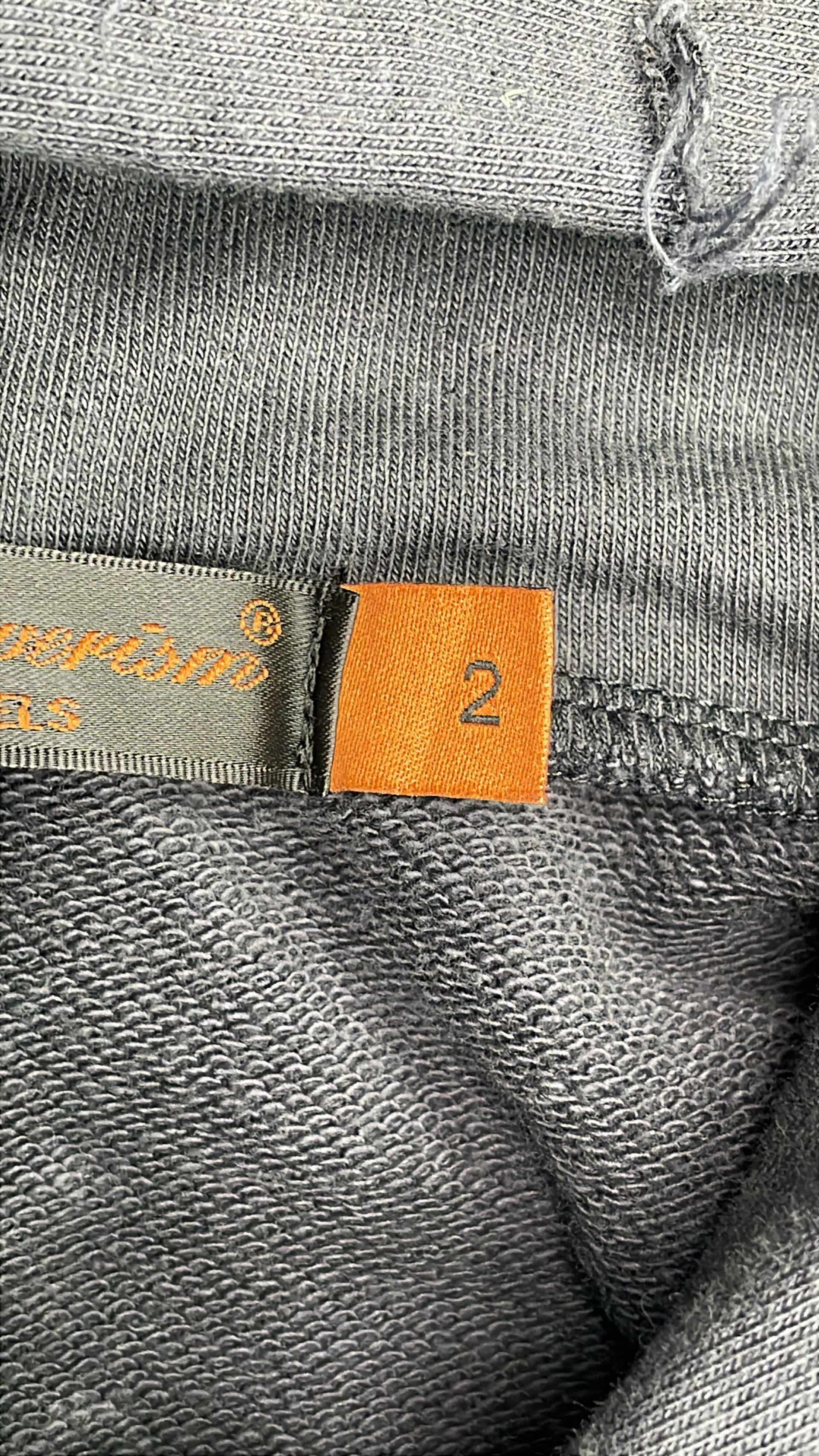 Sweat à capuche — photo QC 1 sur 8