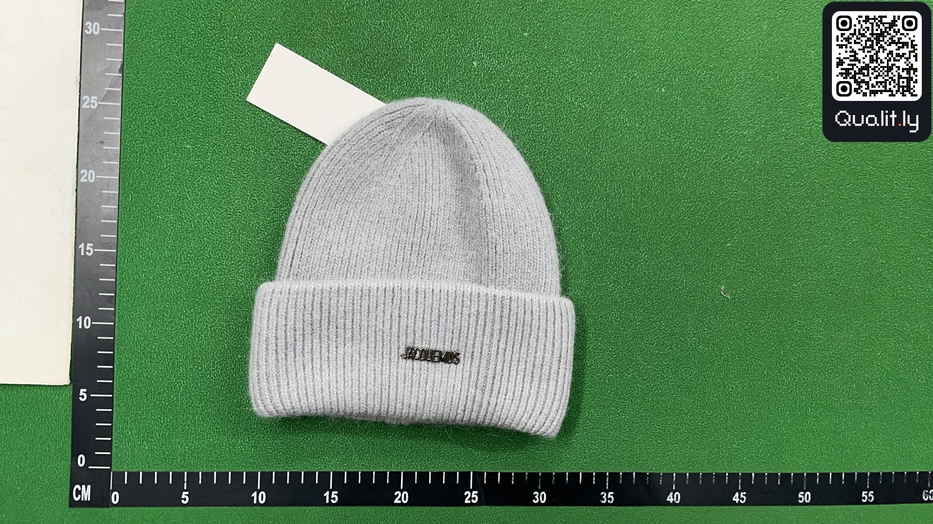 Pet — QC-foto 1 van 3