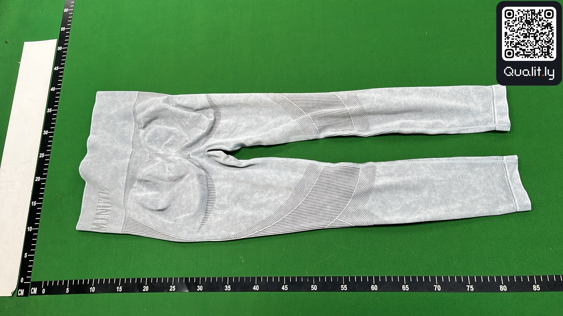 Pantalon — photo QC 3 sur 12