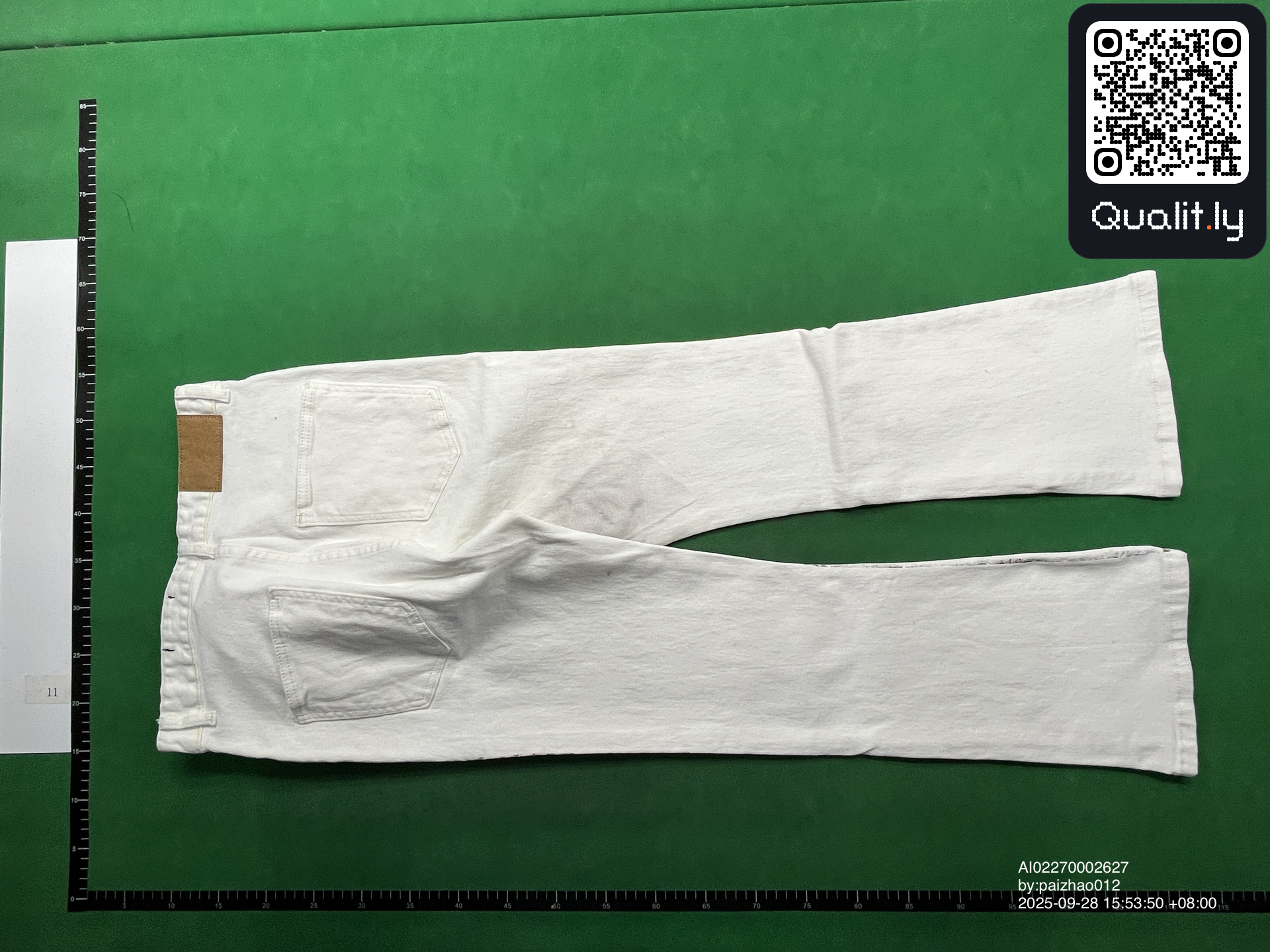 Jeans QC photo 2 of 4