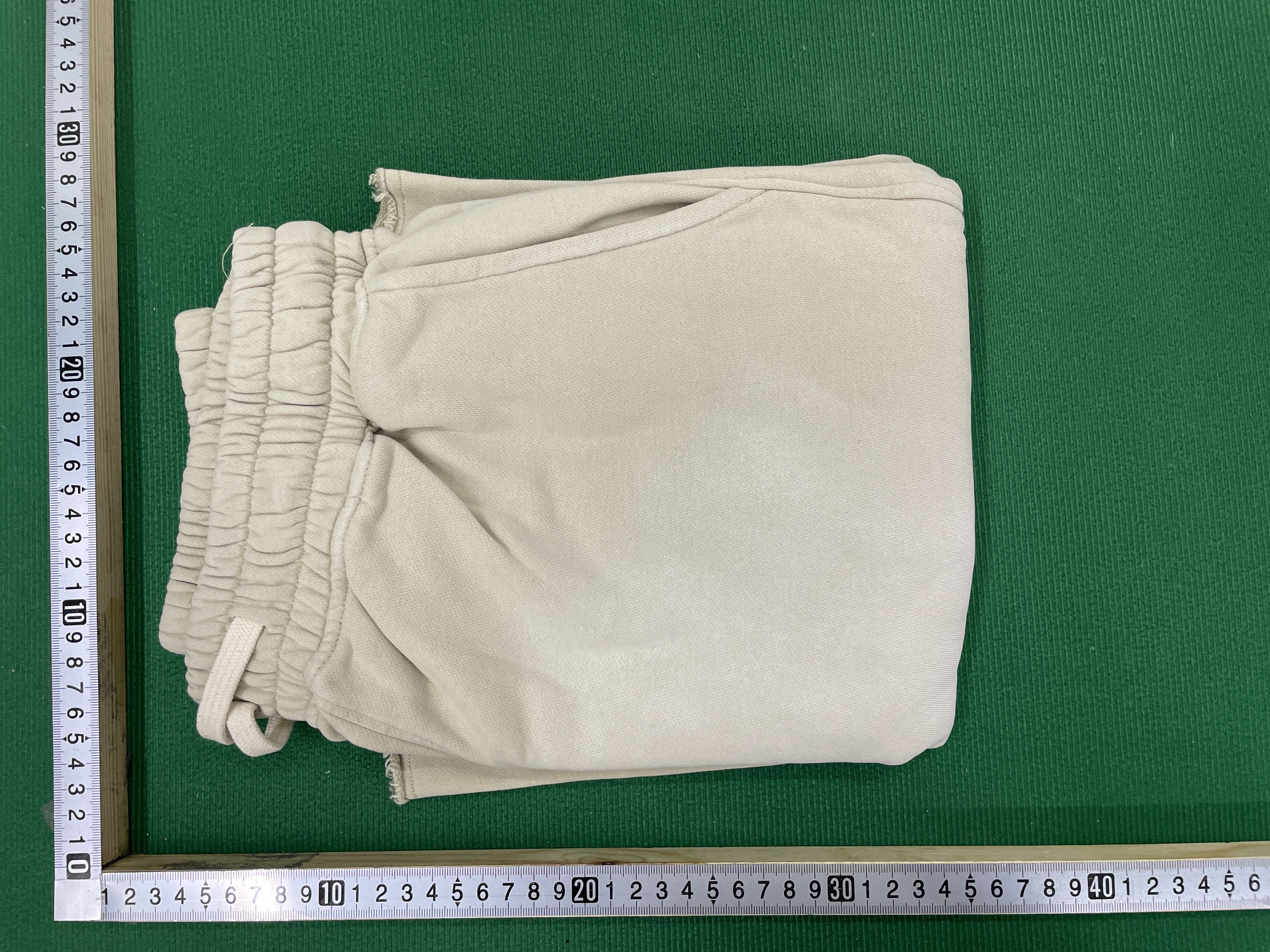 Shorts QC photo 1 of 41