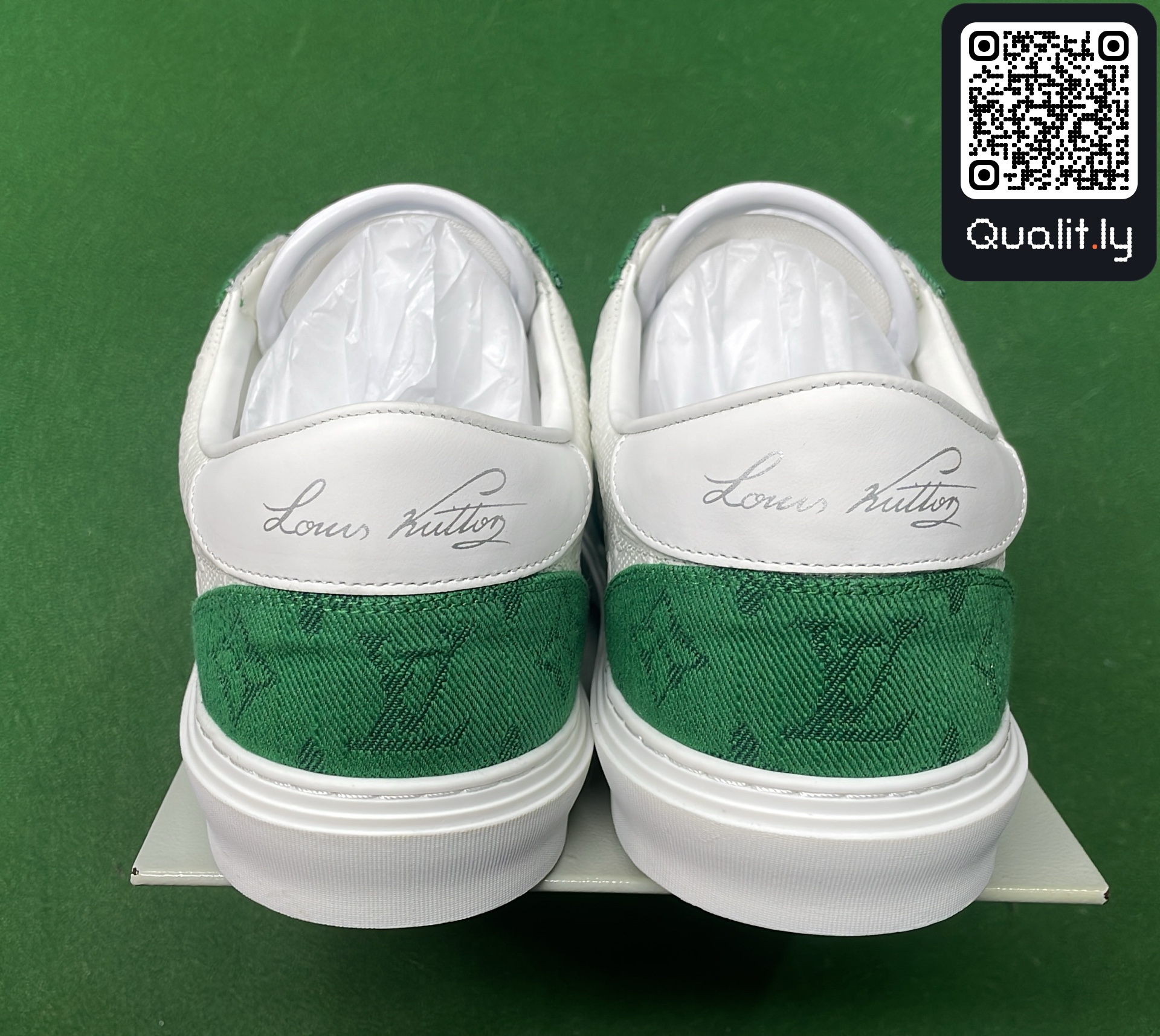 Sneakers QC photo 3 of 6