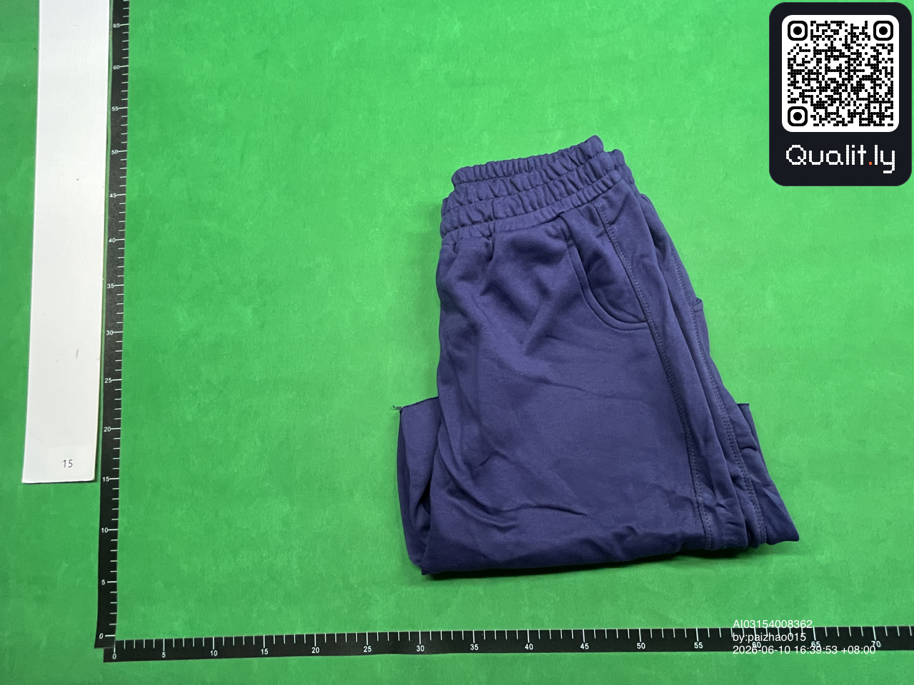 Pantaloni scurți — fotografie QC 1 din 90