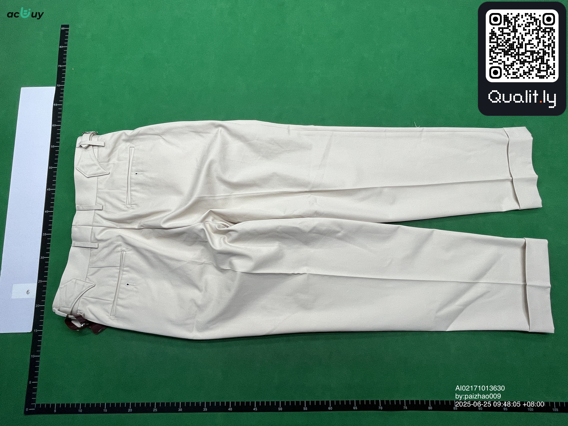 Pants QC photo 2 of 42