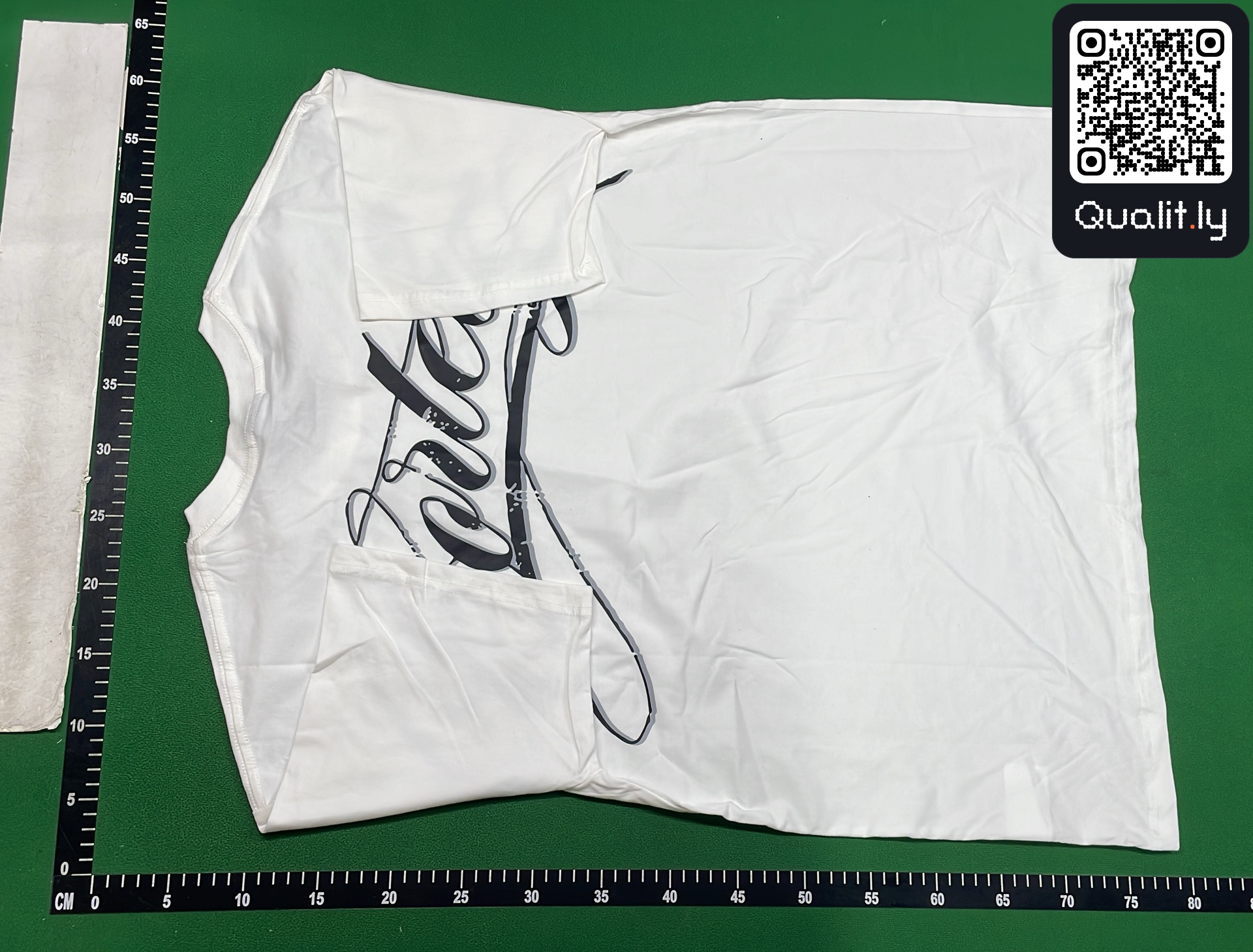 T-Shirt — QC-Foto 3 von 4