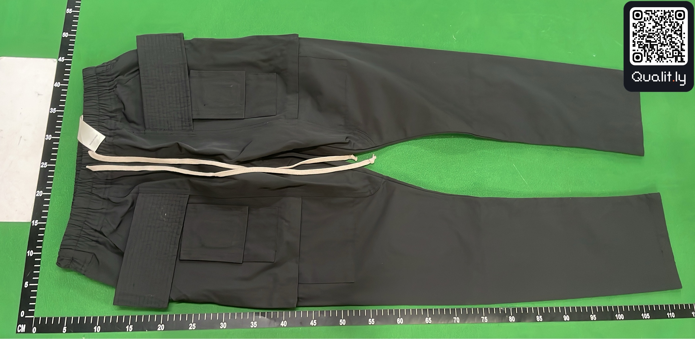 长裤 QC 照片 2 / 4