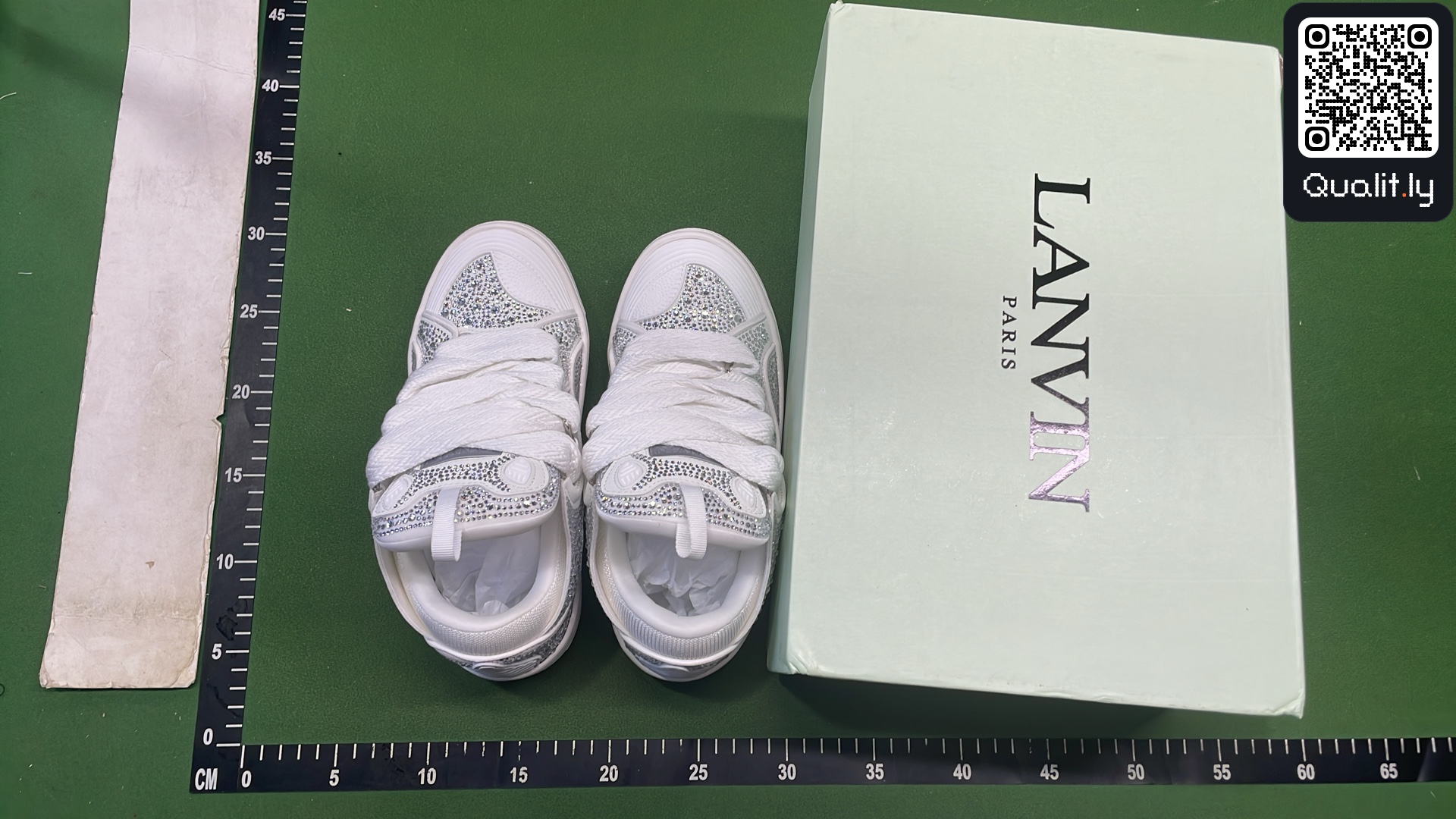 Sneakers — QC-foto 1 van 6