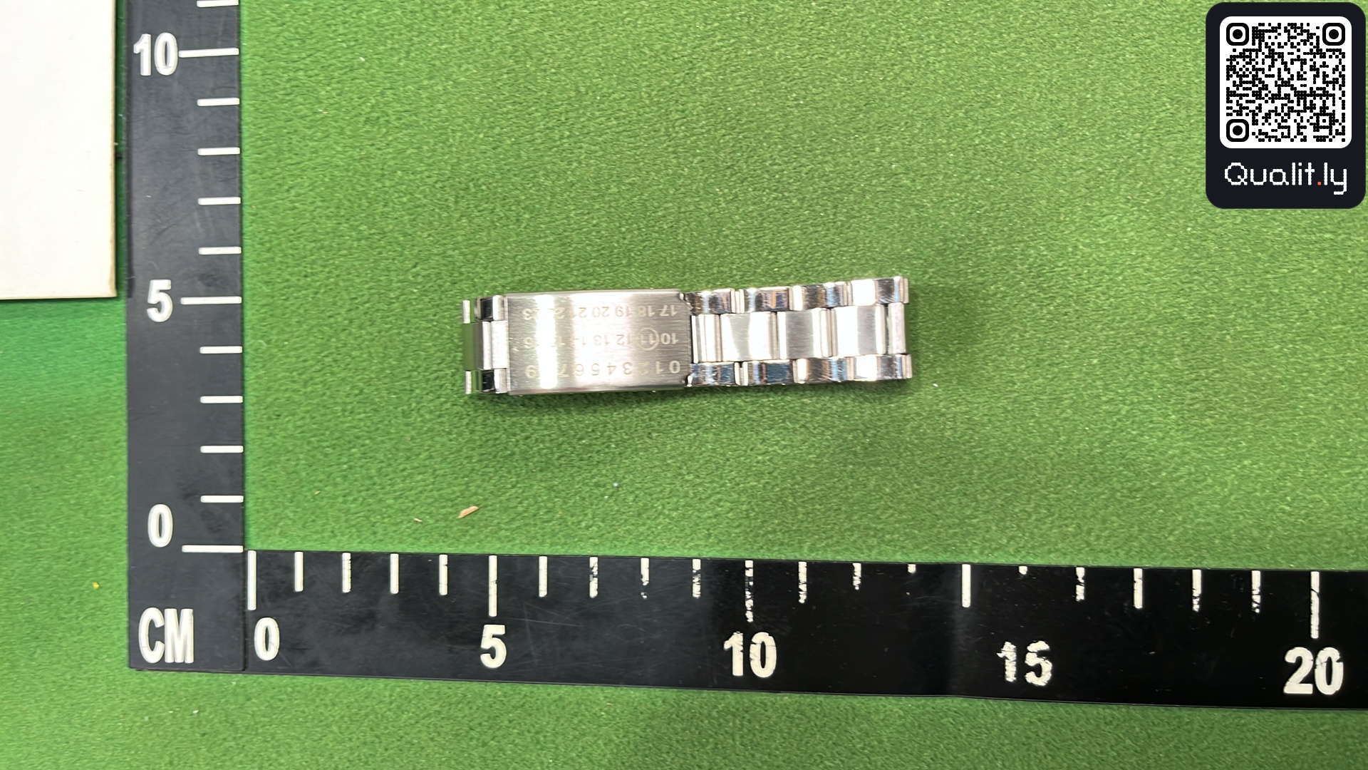 Orologio — foto QC 1 di 16