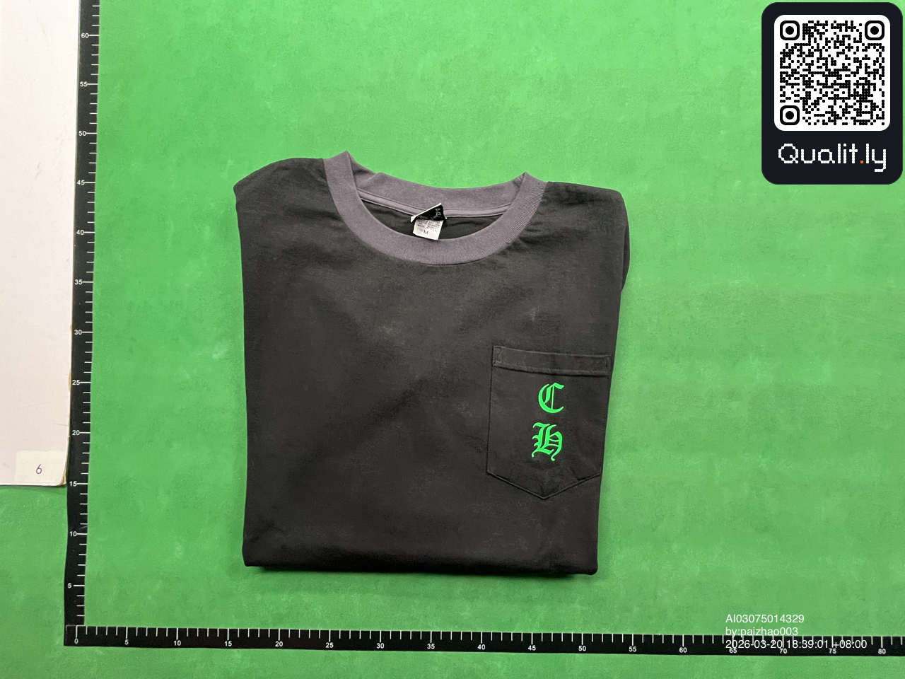 T-Shirt — QC-Foto 1 von 4