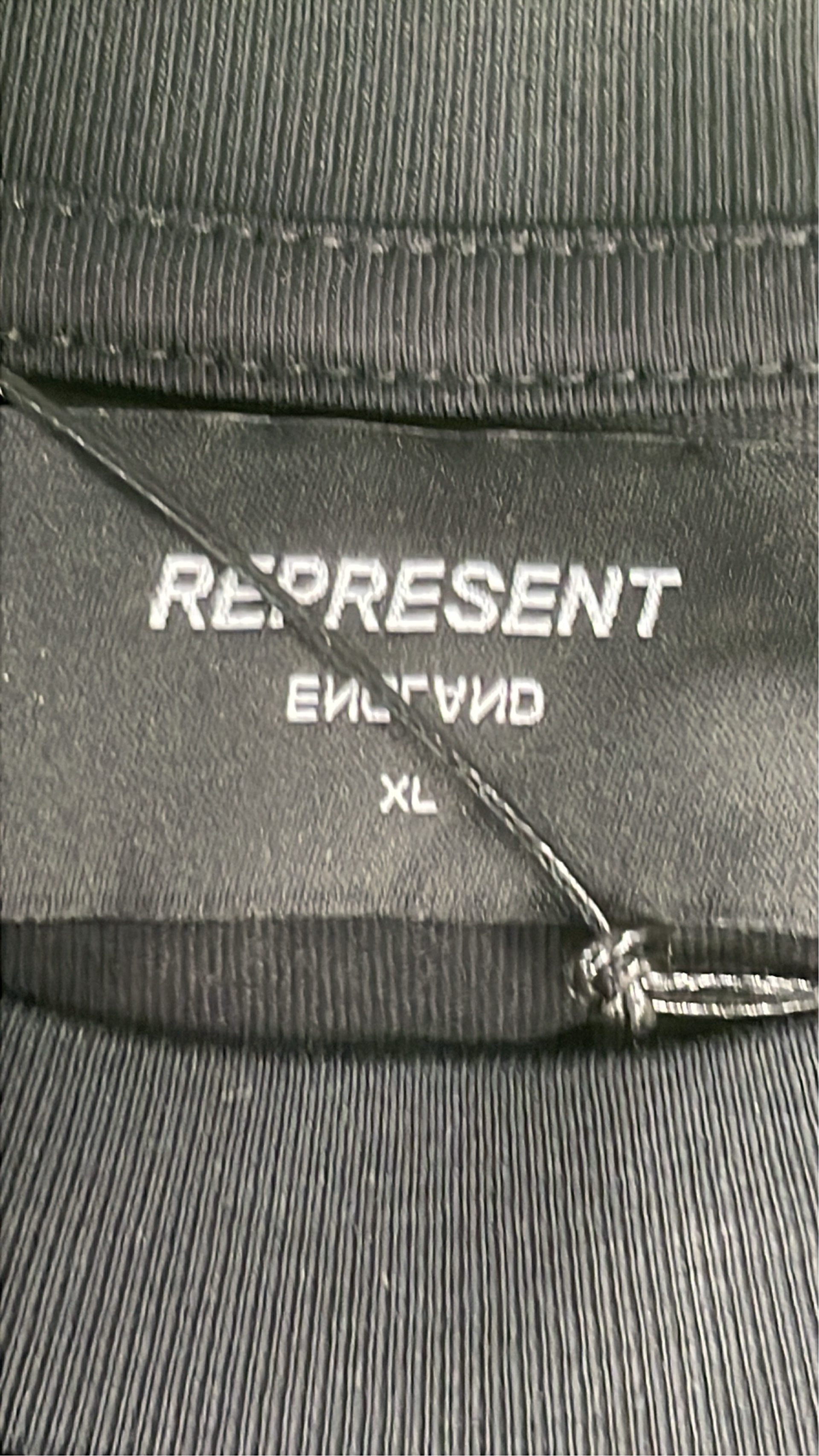 T-Shirt — QC-Foto 1 von 18