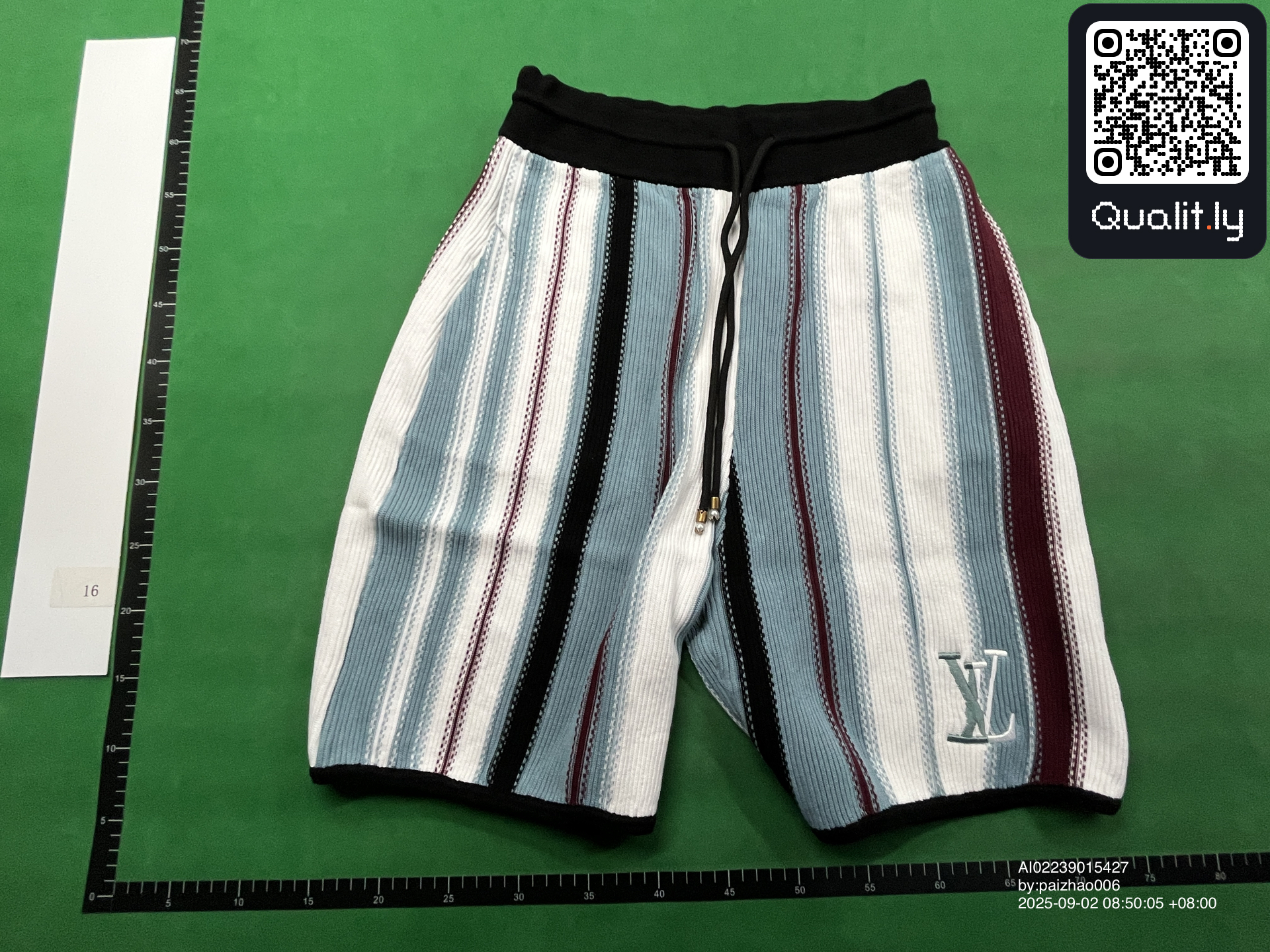 Foto QC 2 de 4
