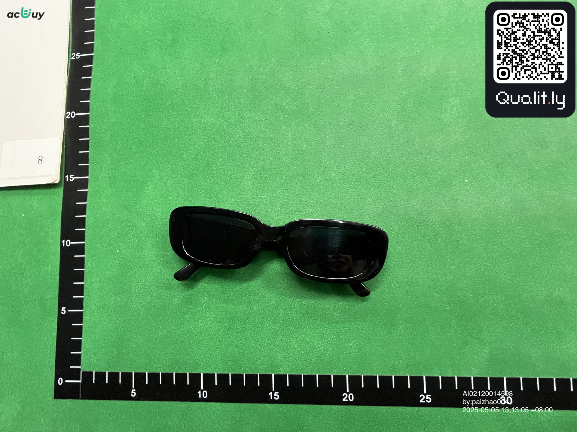 Ochelari de soare — fotografie QC 3 din 6