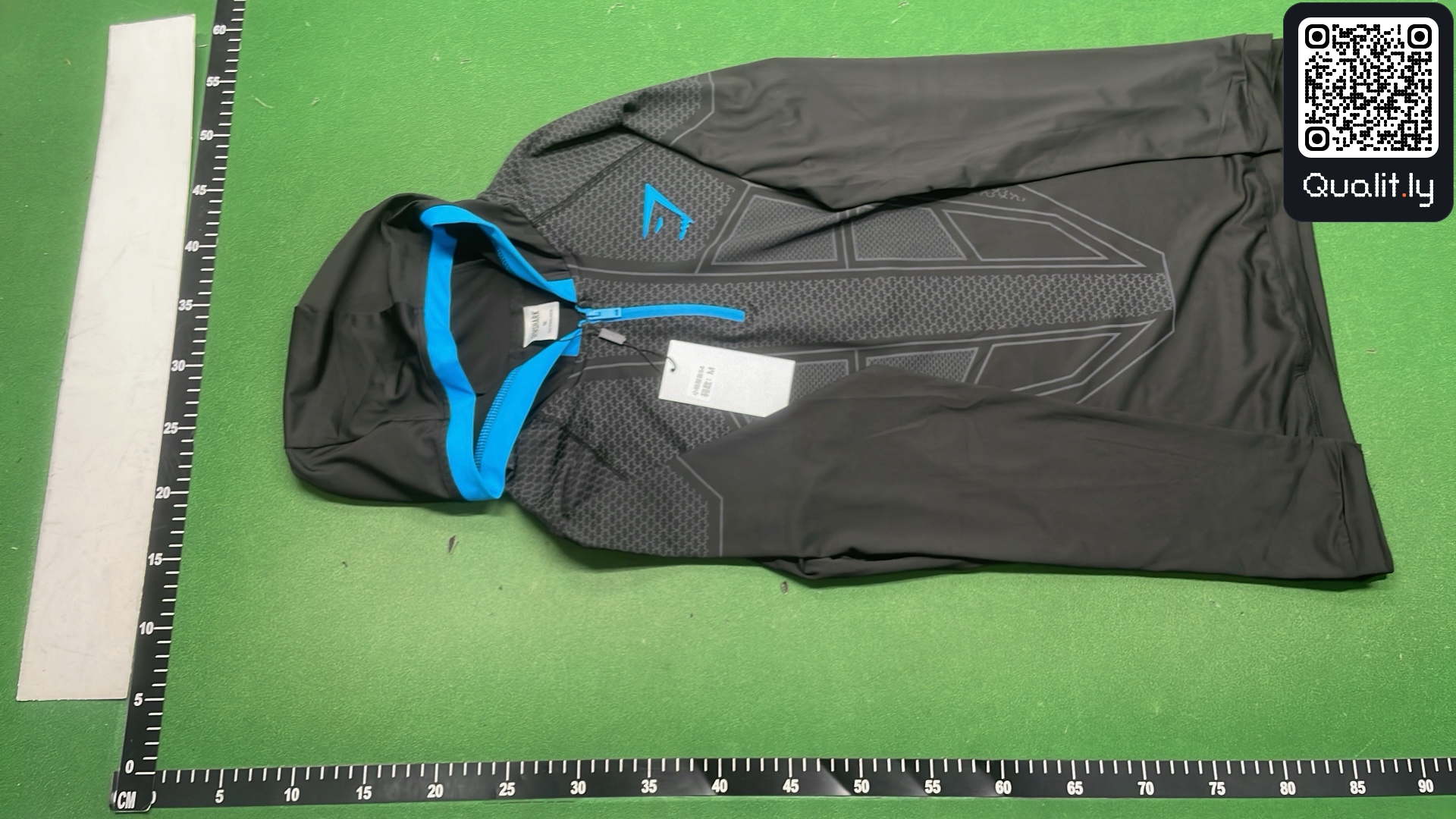 衬衫 QC 照片 2 / 30