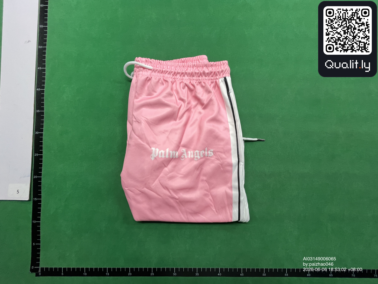 Shorts — QC-Foto 1 von 14