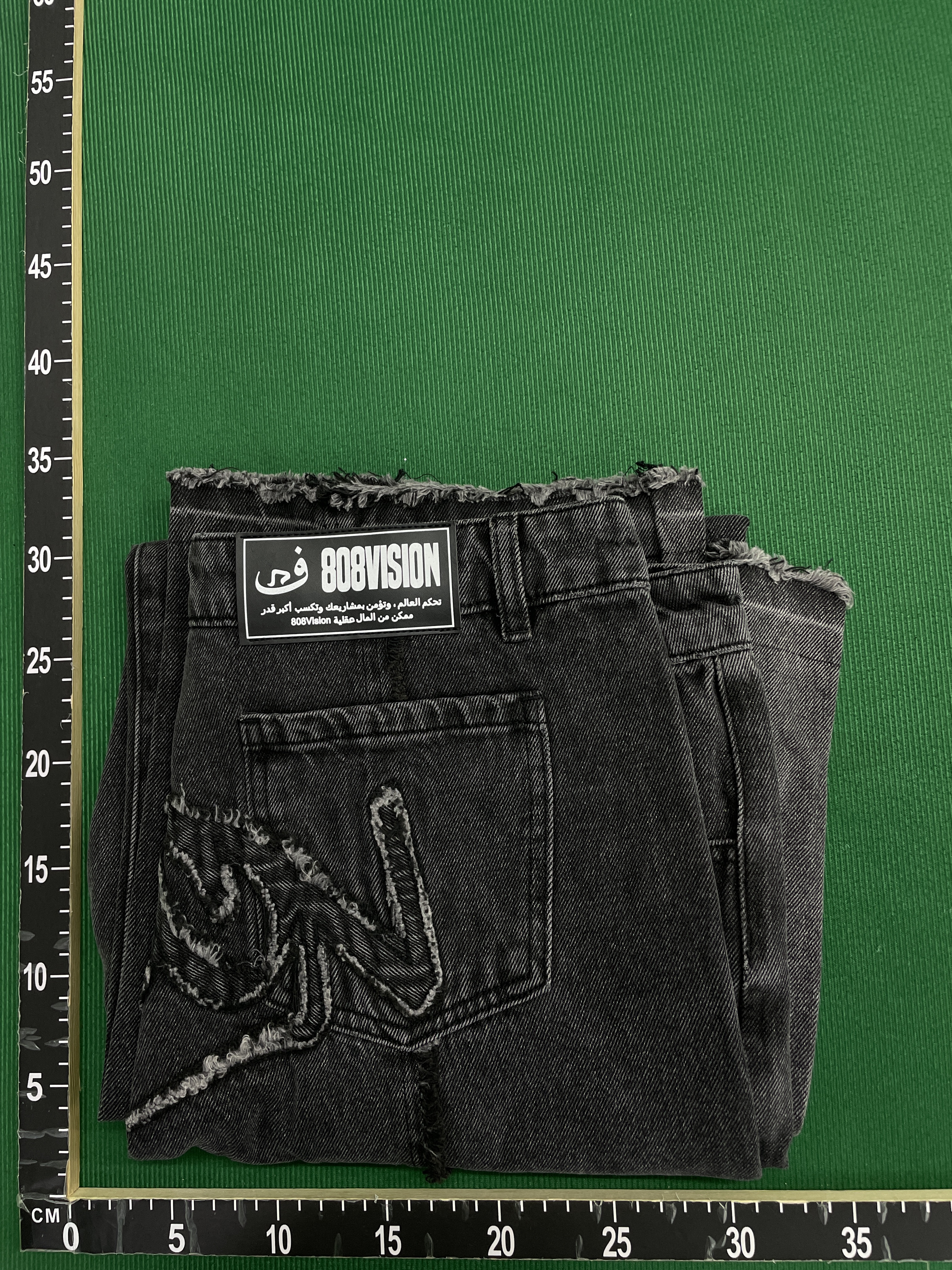牛仔裤 QC 照片 1 / 82