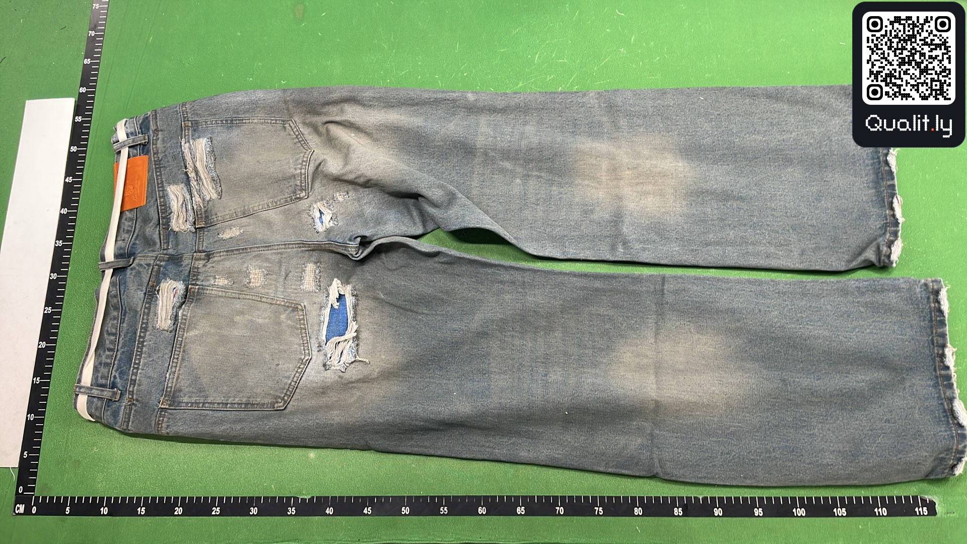 Jeans — QC-foto 3 van 4