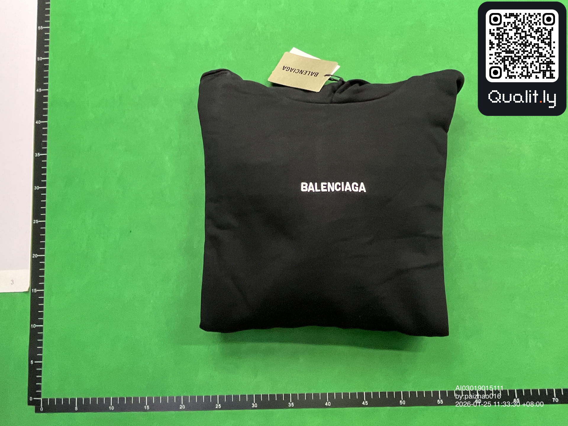 Hoodie QC photo 1 of 4