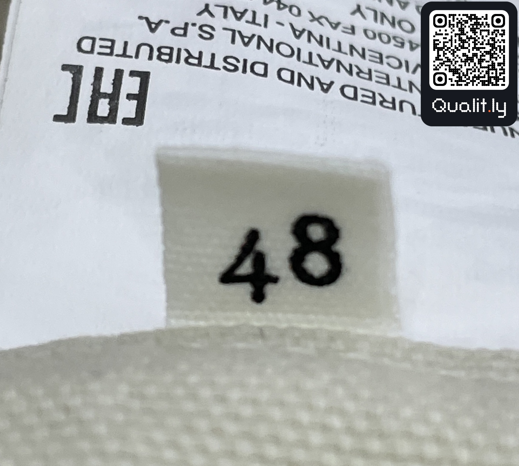 Jeans QC photo 2 of 35