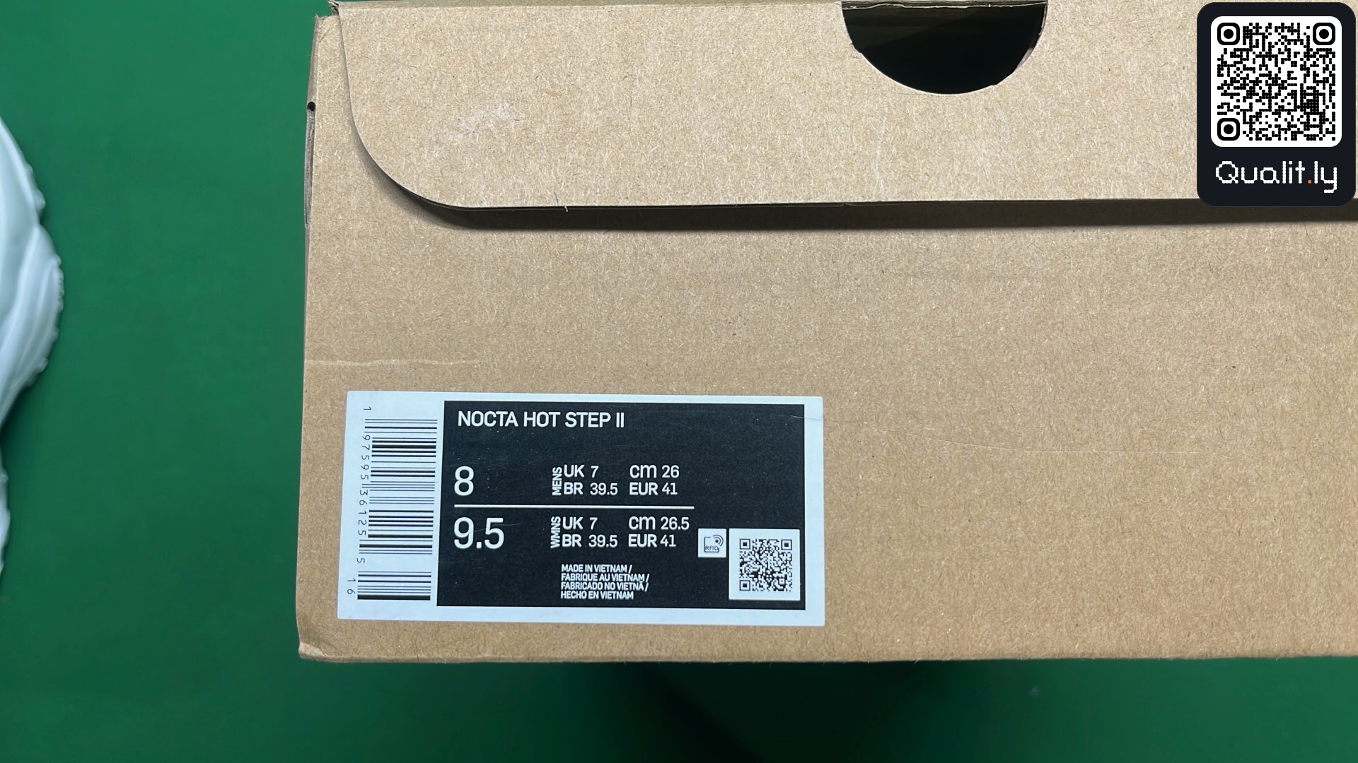Sneakers — QC-foto 2 av 12