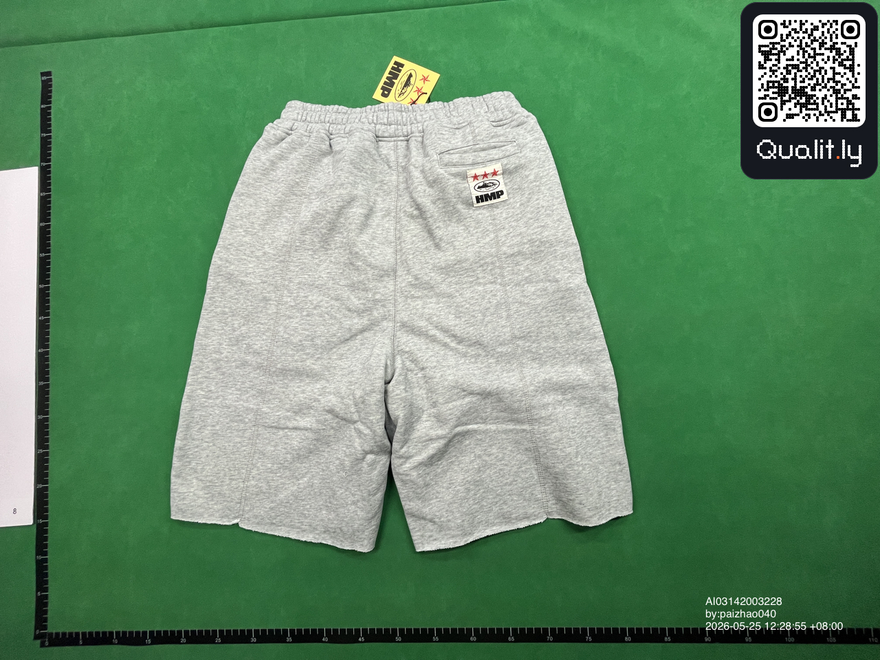 Pants QC photo 3 of 18