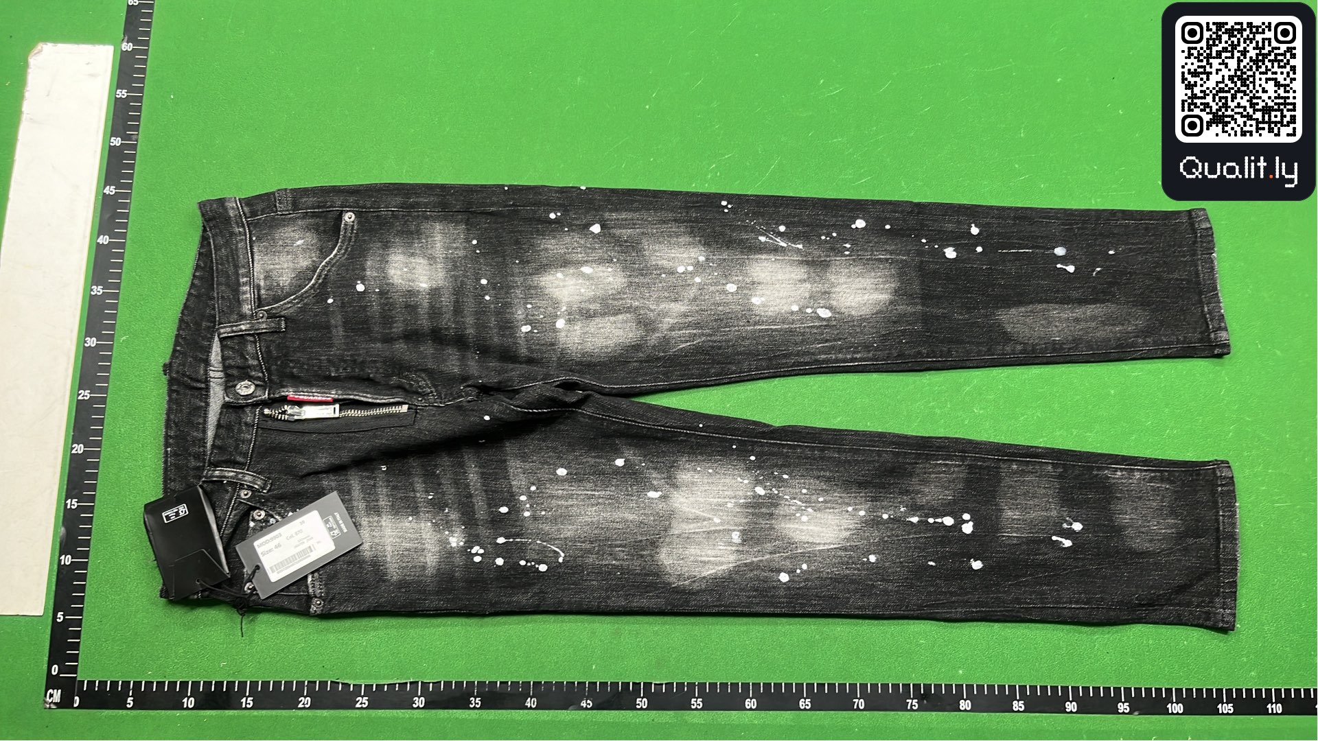 Jeans — QC-foto 2 av 8