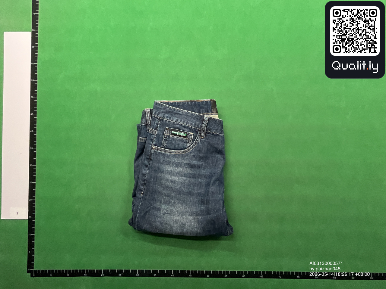 Jeans QC photo 1 of 4