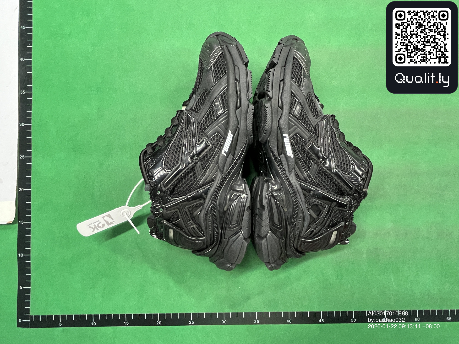 Sneakers — QC-foto 2 av 80
