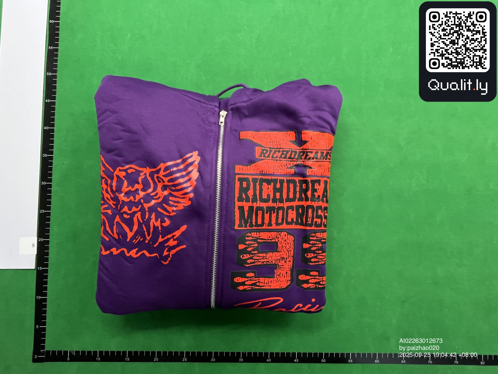 Hoodie — QC-foto 1 av 8