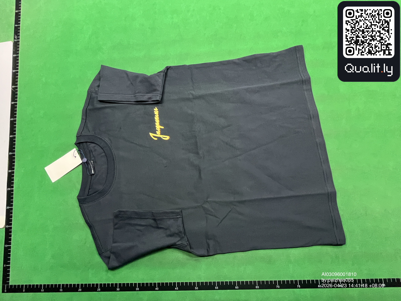 T-shirt QC photo 3 of 32